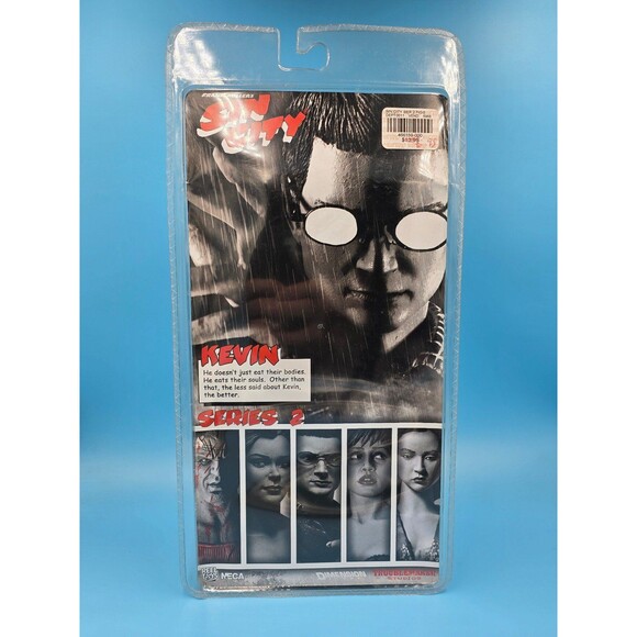 Sin City: Kevin - Black and White Action Figure - Neca - Picture 3 of 3